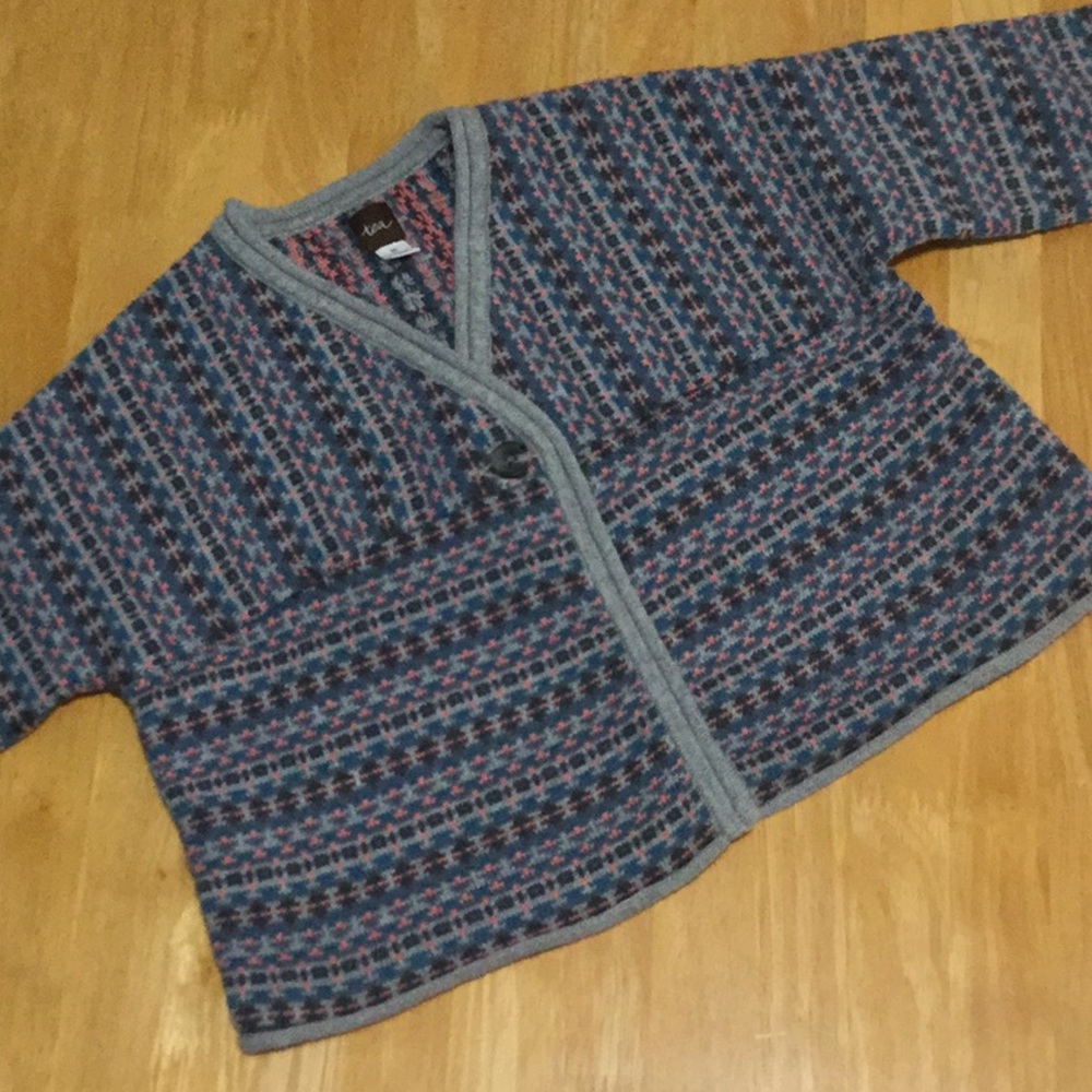 Tea Collection one button cropped cardigan